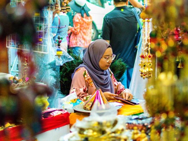 VMLY&R COMMERCE launches lab to offer brands insights on Muslim consumers